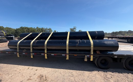 Pipe load on flatbed